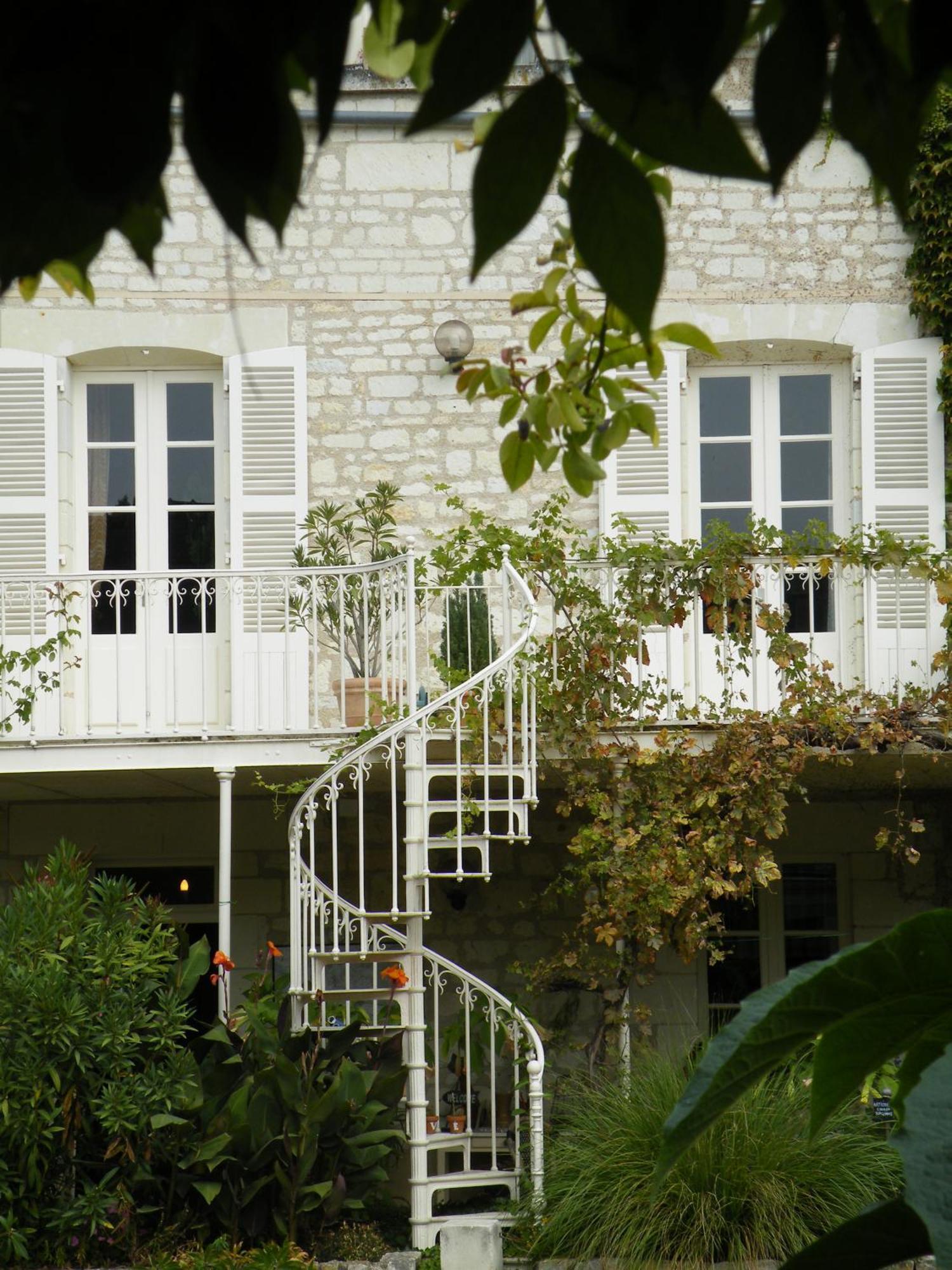 Hotel Diderot Chinon Exterior foto
